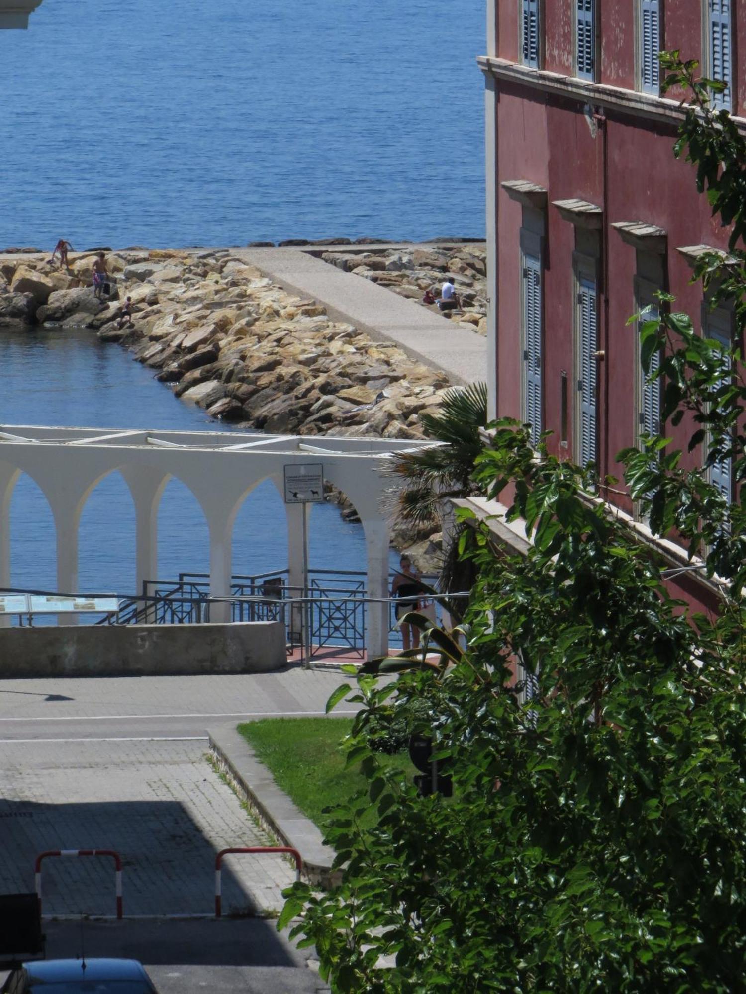 5 Rooms Affittacamere Civitavecchia Zewnętrze zdjęcie